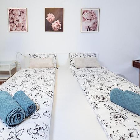 Central Living Vegova-With Parking ลูบลิยานา ภายนอก รูปภาพ